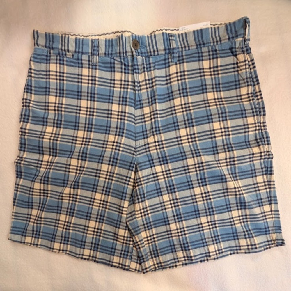 NOS Lands End Bermuda Shorts Mens 38 Blue Plaid Traditional Fit 9 Inch Inseam